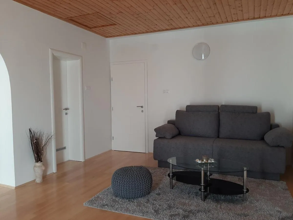 Apartment Jakovcevic ザダル